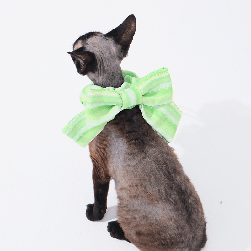 Cute Triangle Pet Bandana Bib for Cats - PIKAPIKA