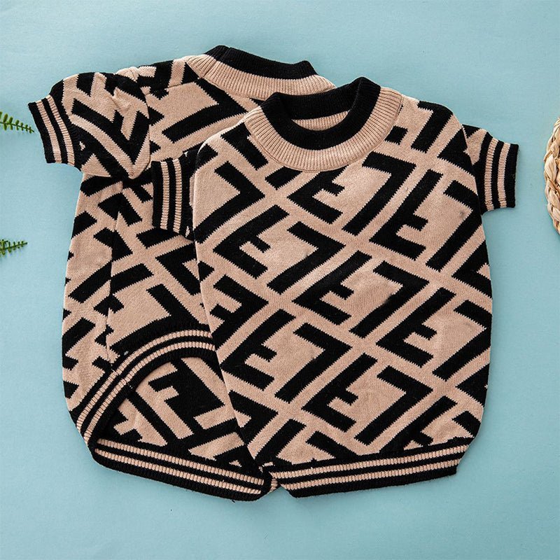 Knitwear Sweater Dog Clothes Round Collar Retro Style - PIKAPIKA
